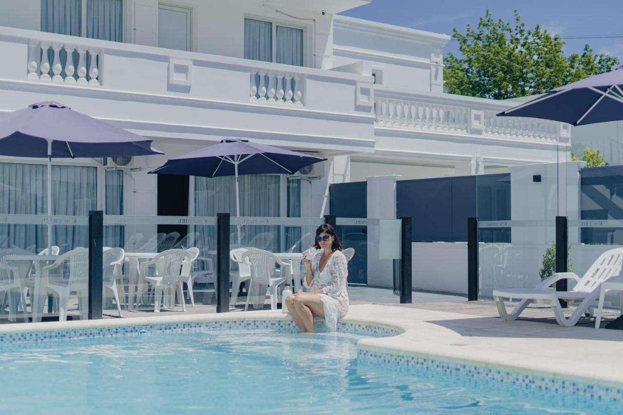 Saint Uriel Aparthotel Puerto Madryn Exteriör bild