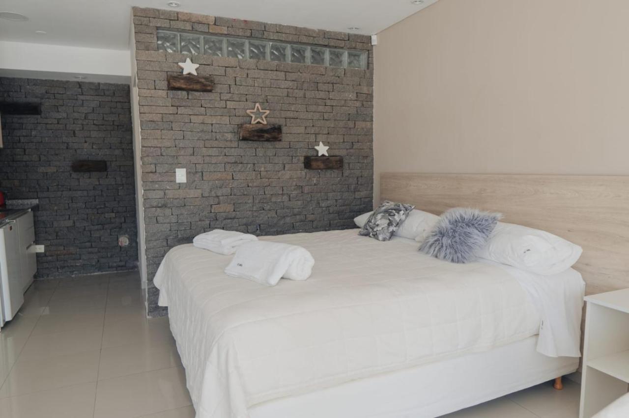 Saint Uriel Aparthotel Puerto Madryn Exteriör bild