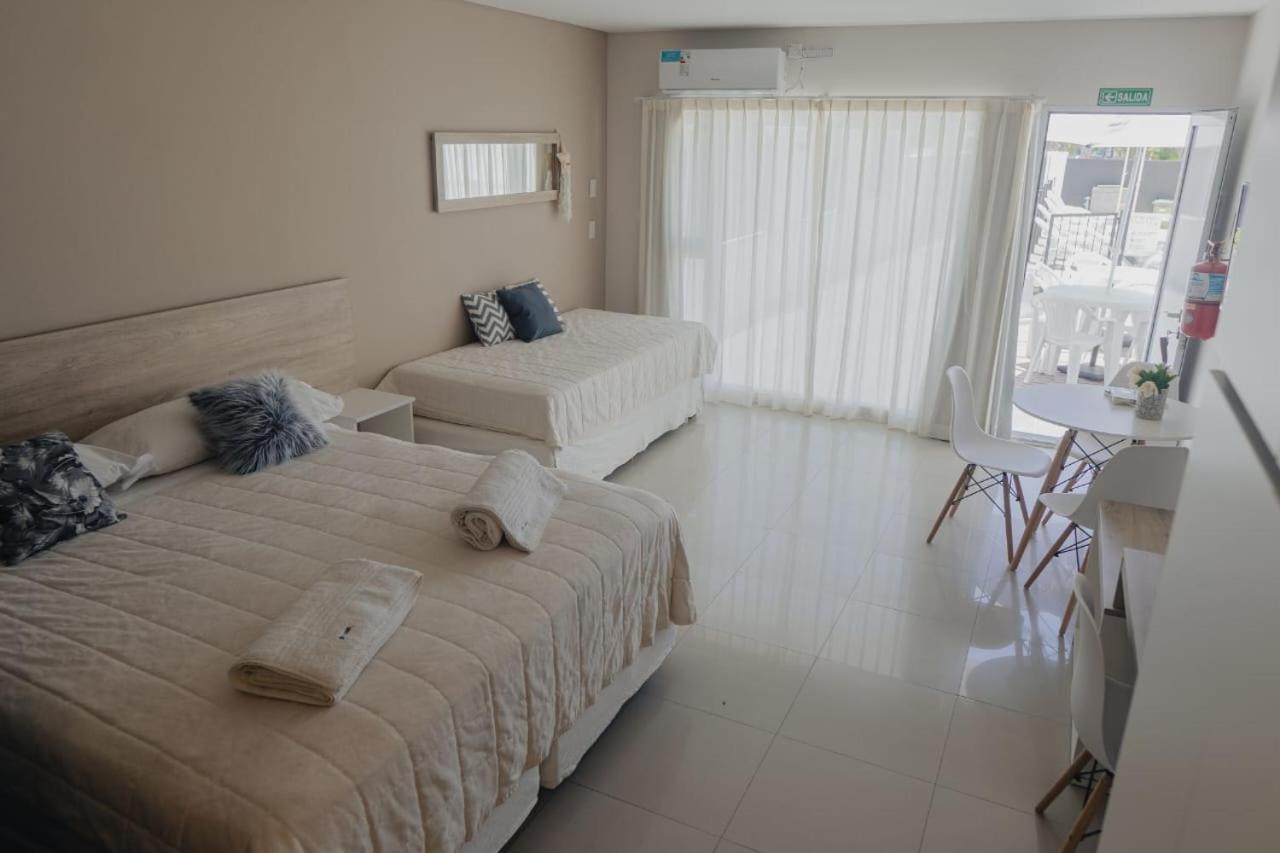 Saint Uriel Aparthotel Puerto Madryn Exteriör bild